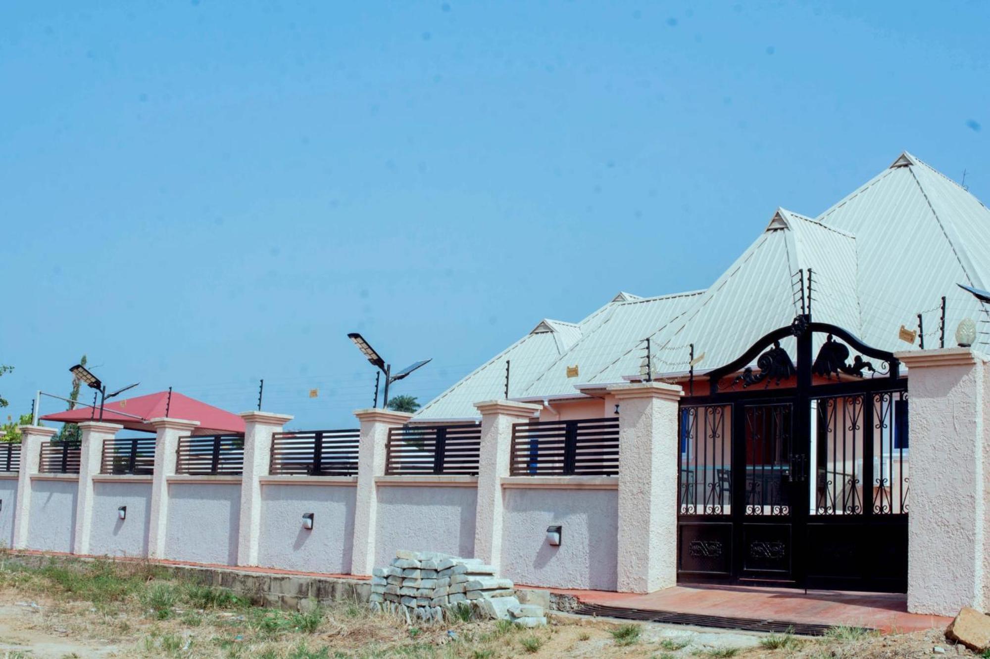 Feyintola Shortlet Apartment Ondo Εξωτερικό φωτογραφία